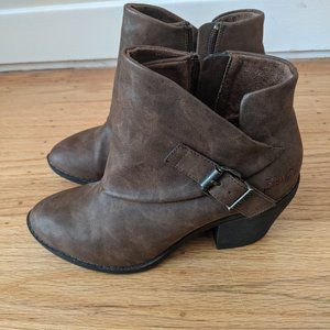 Like New Blowfish SUBA Western Booties in Brown